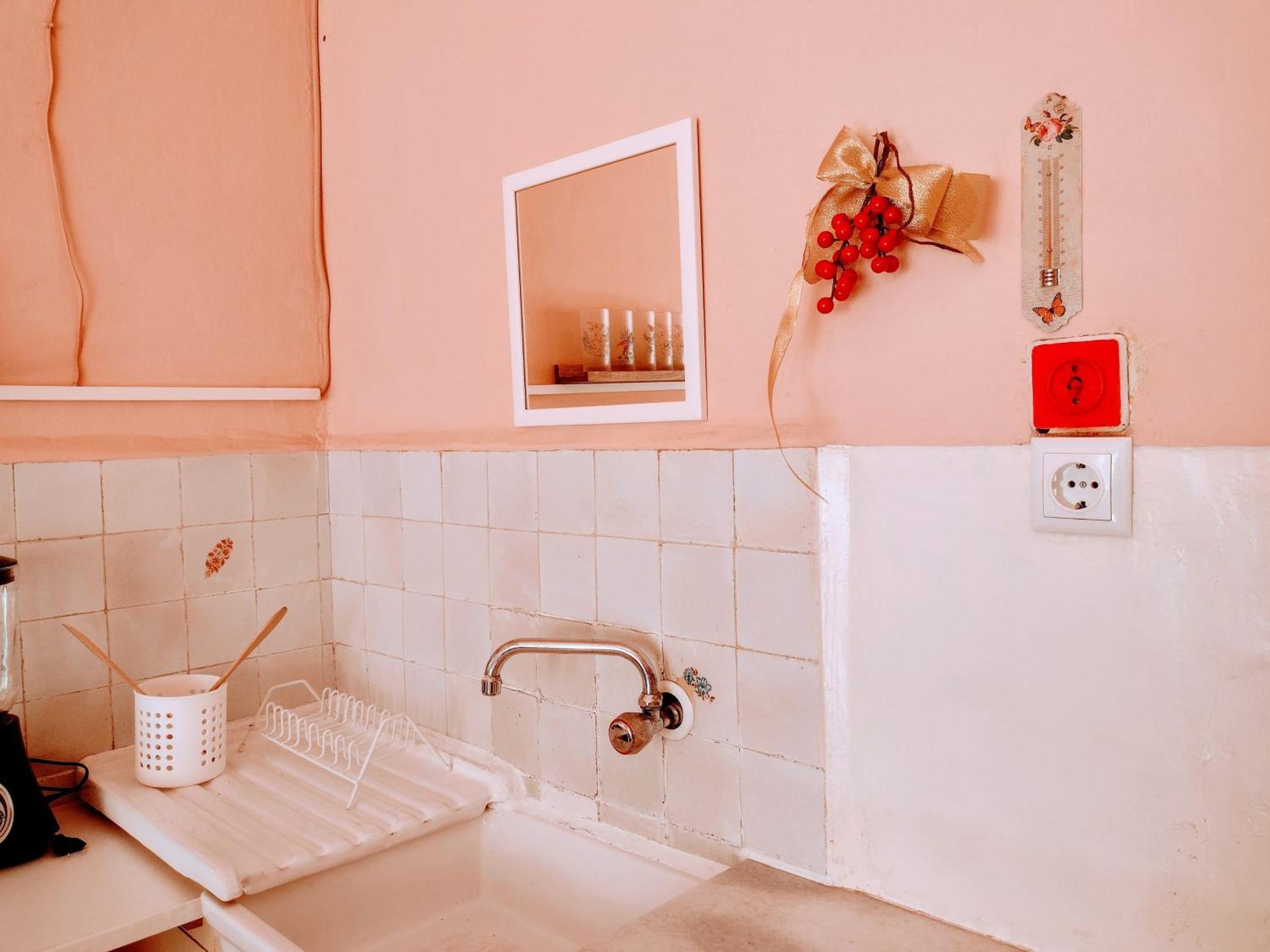 Era Echoes - Preserved Historical Apartment Tiranë Ngoại thất bức ảnh