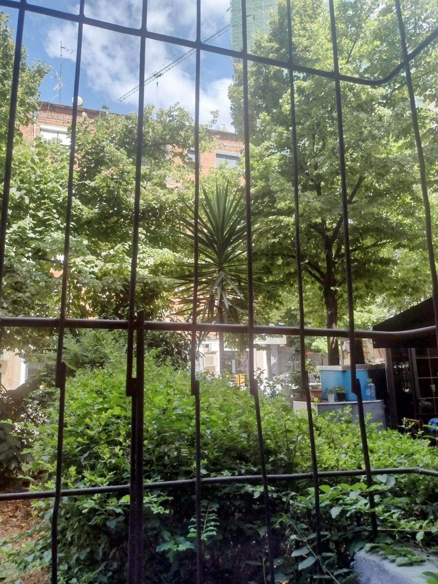 Era Echoes - Preserved Historical Apartment Tiranë Ngoại thất bức ảnh